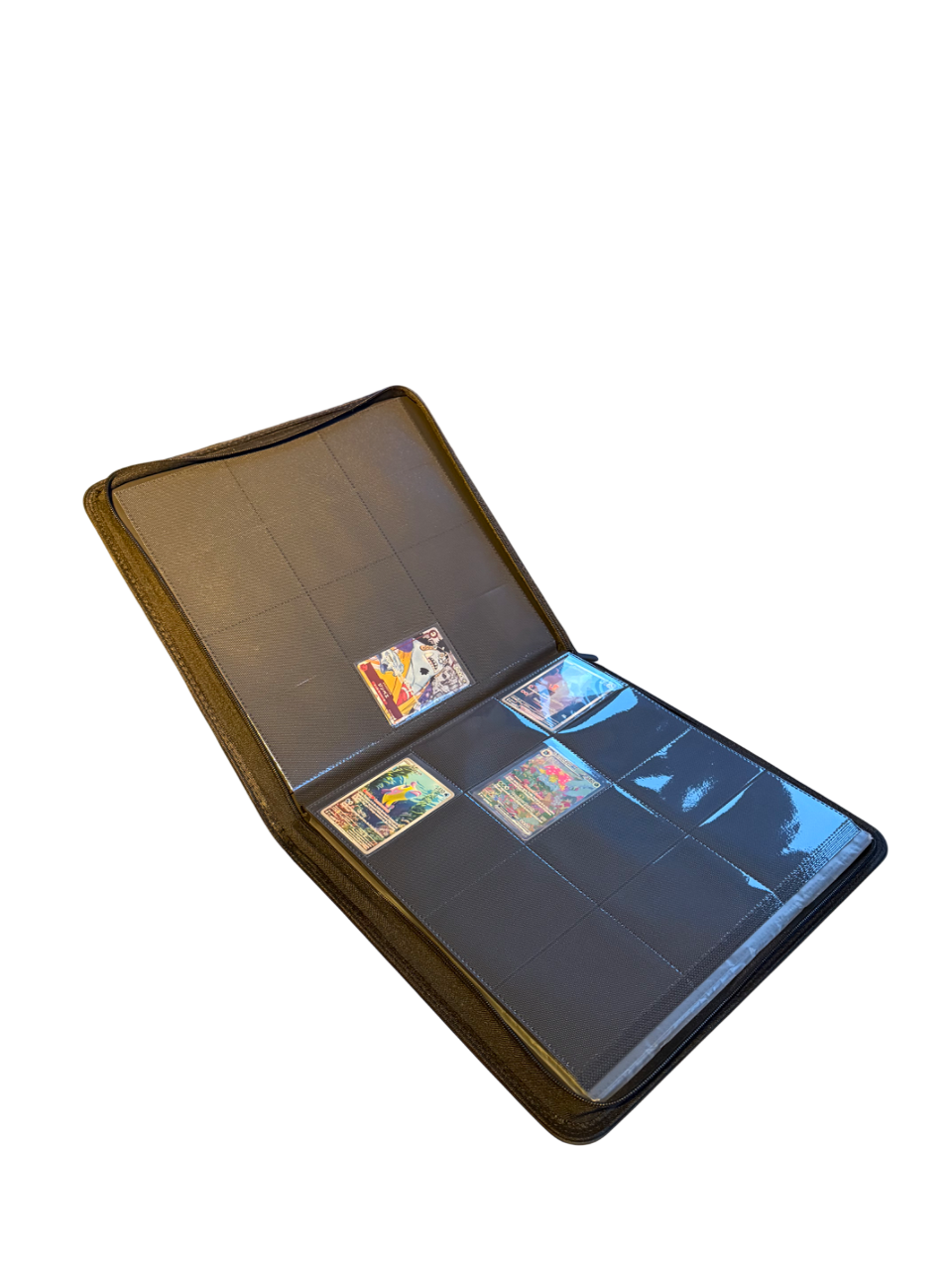 12-Pocket Binder met Ritssluiting
(Bruin)